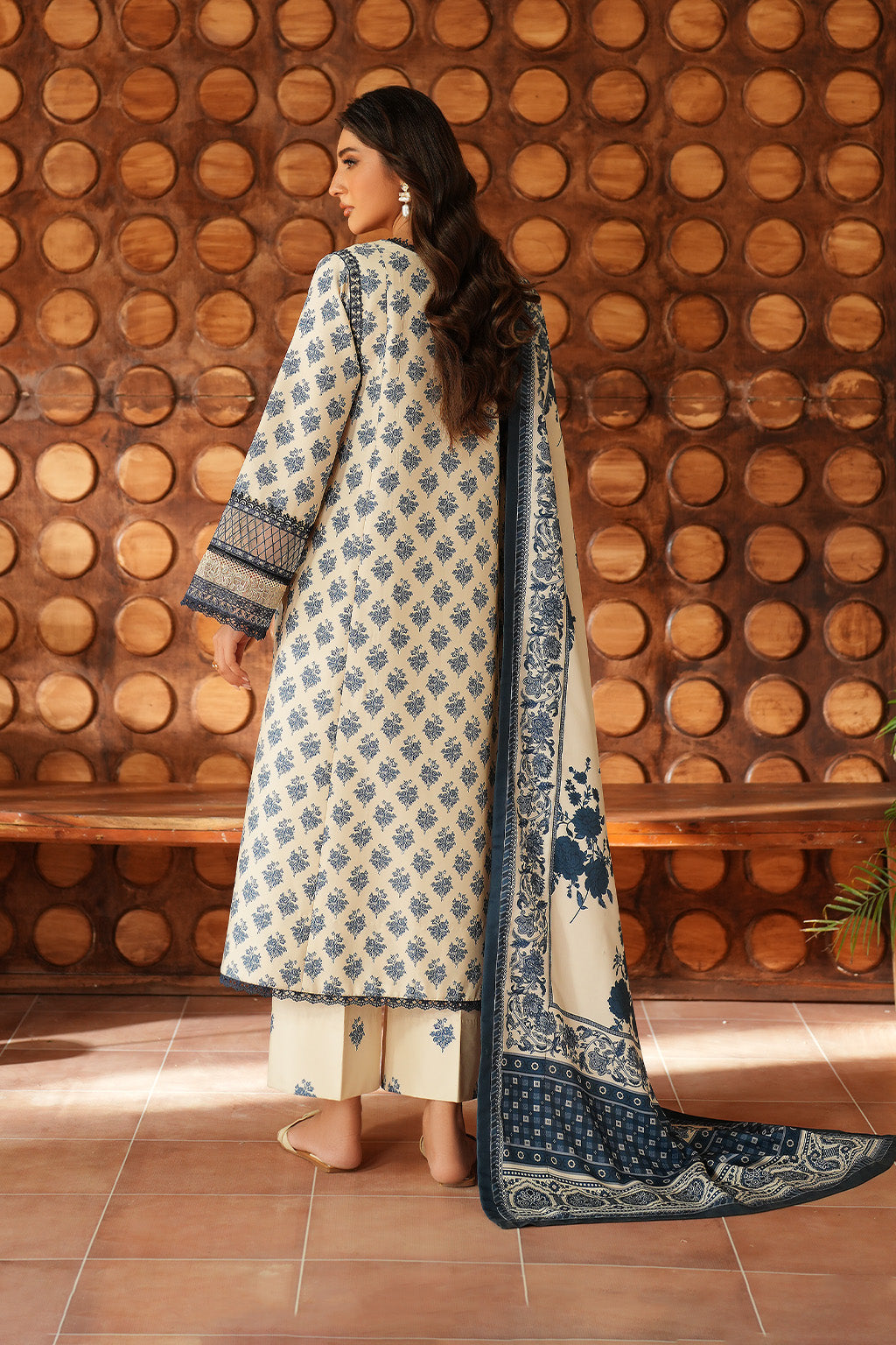 3 Piece Stitched Lawn Suit - Ready To Wear
