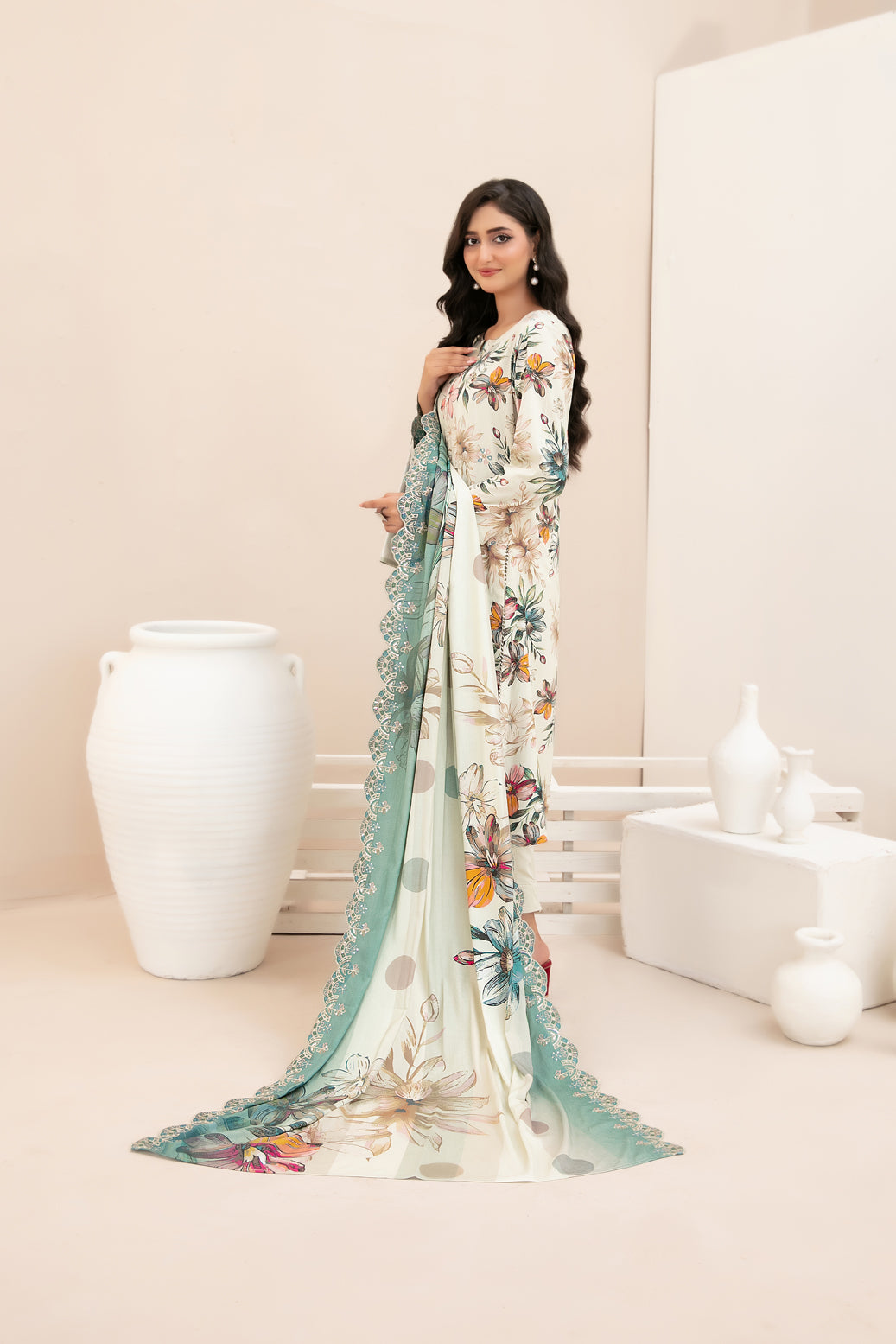Misbah by Tawakkal Fabrics – Embroidered Lawn 3-Piece Suit