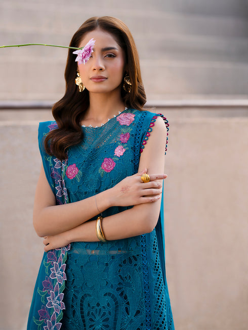 03-Piece Heavy Embroidered Chikankari Lawn Dress