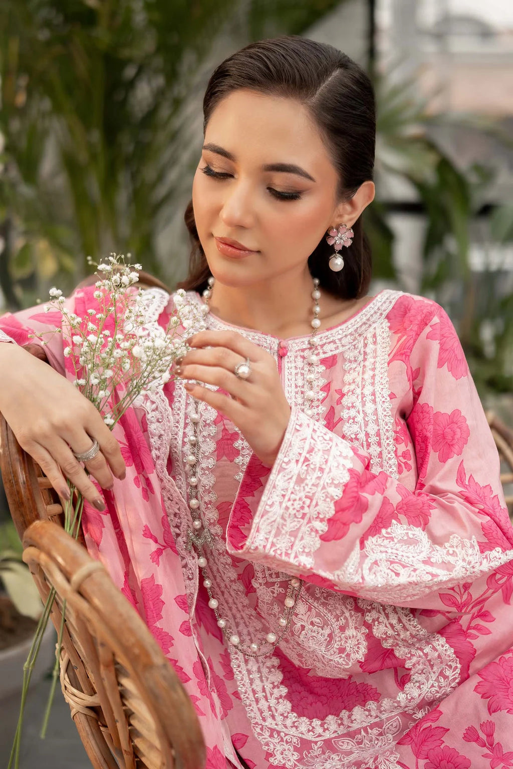 MARIA.B ! Premium Lawn & Chiffon Collection