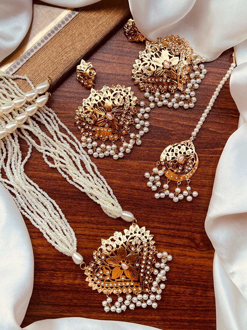 Beautiful Nauratan Mala, Earrings & Teeka Set
