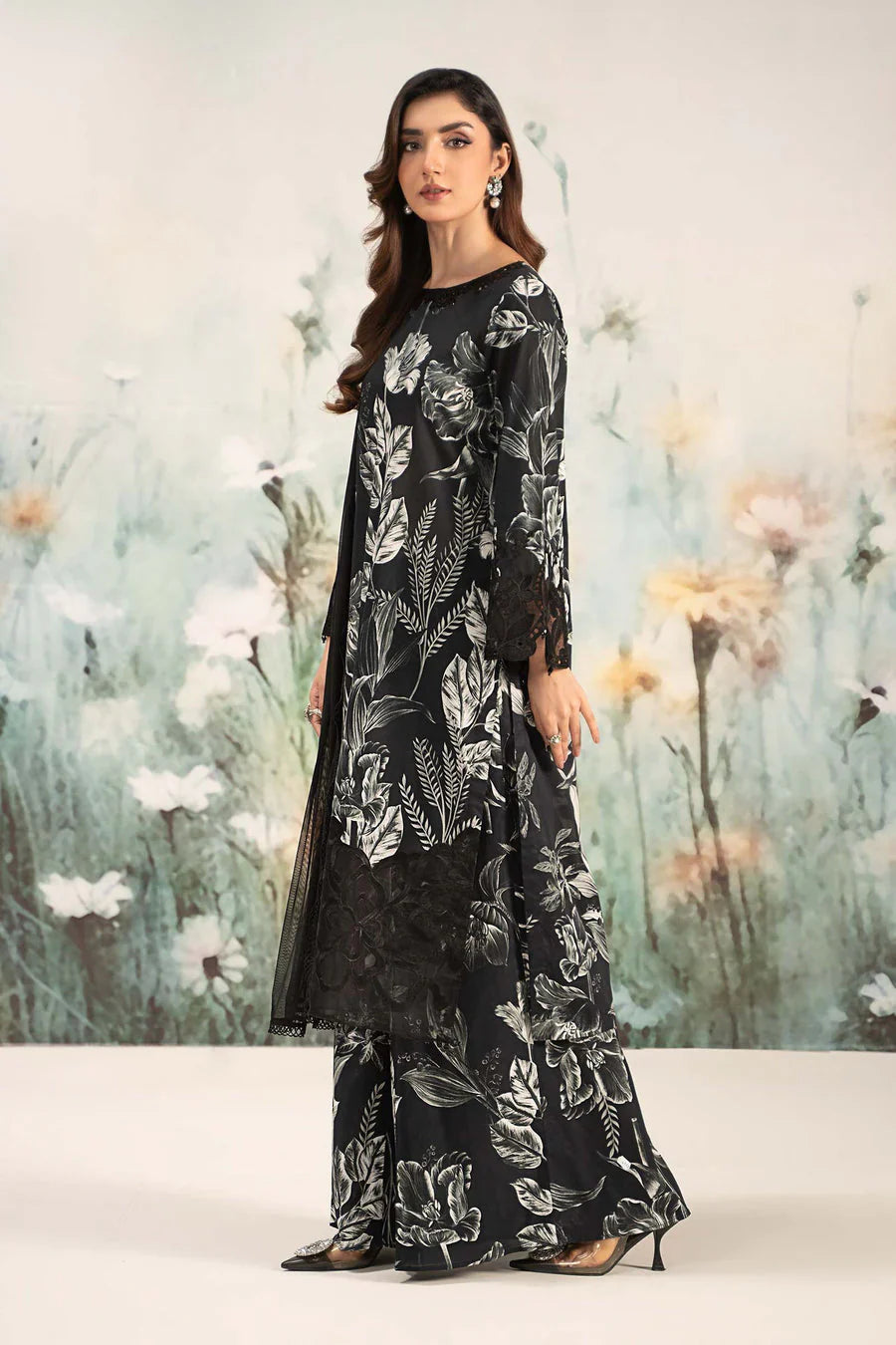 03-Piece Embroidered Print Lawn With Chiffon Dupatta - Ready To Wear