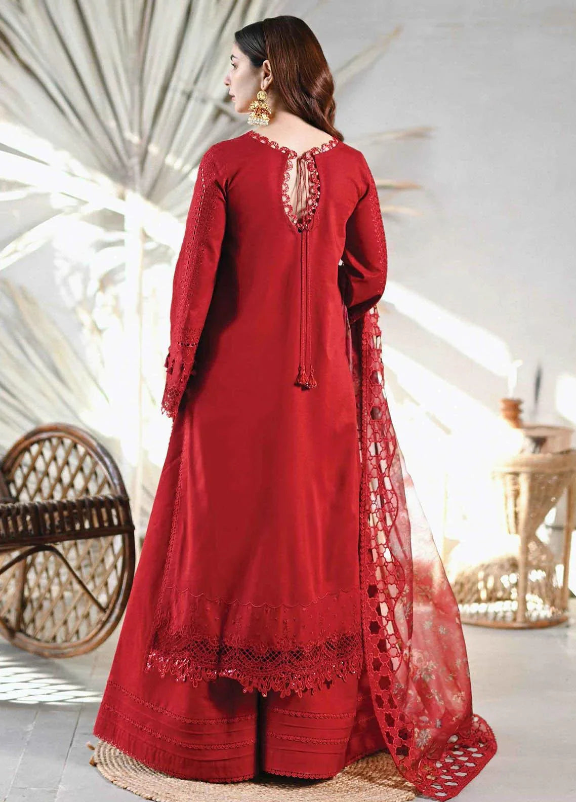 03-Piece Heavy Embroidered Lawn With Organza Dupatta - Ready To Wear